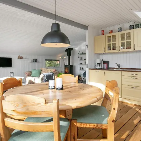 Holiday Lv Holiday home Aalbaek